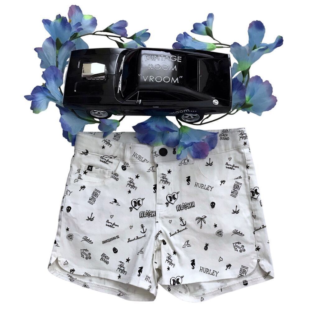 Hurley NWOT White Graphic Denim Shorts Girls 10